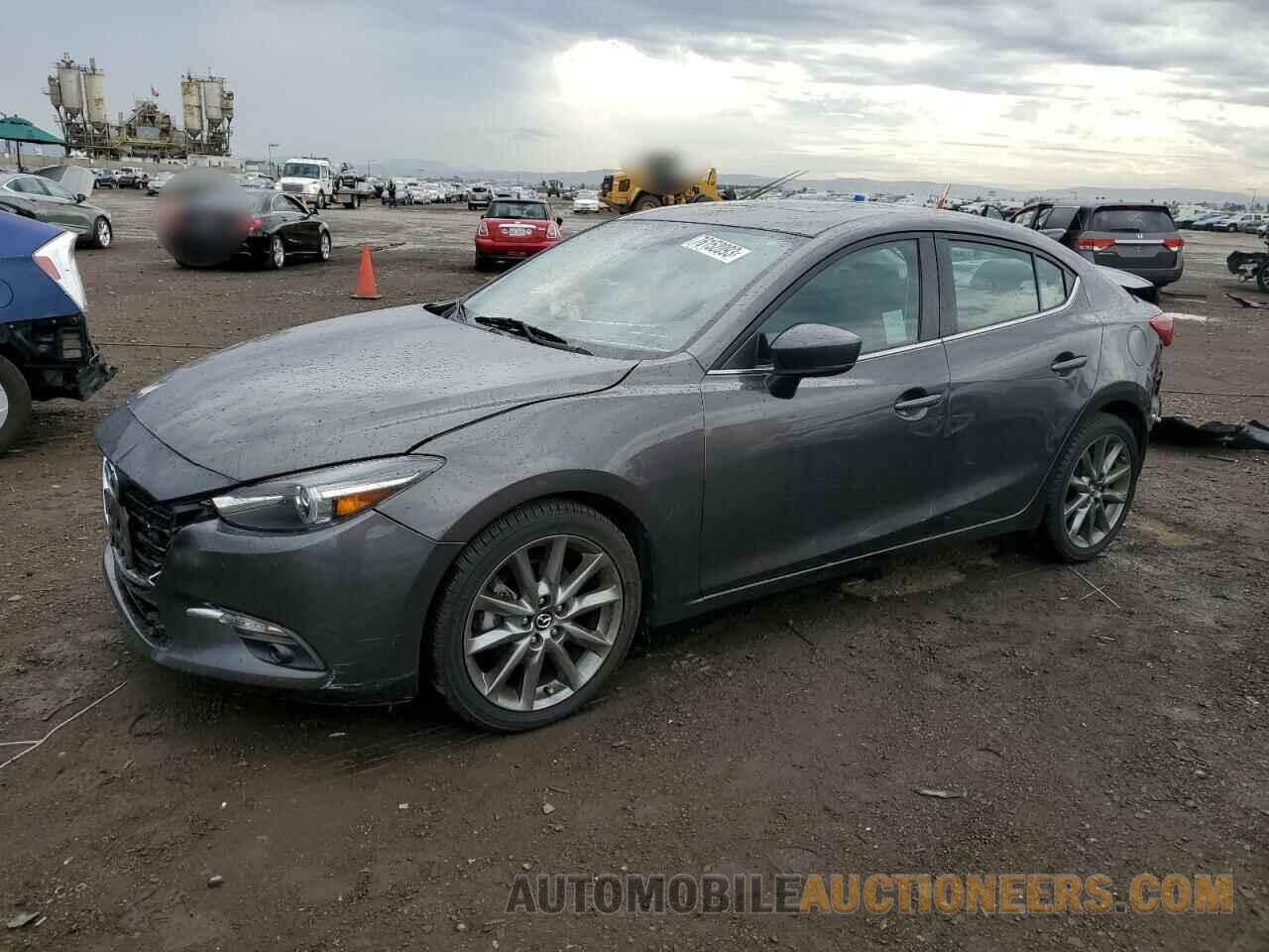 3MZBN1W38JM183936 MAZDA 3 2018