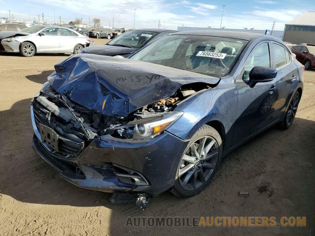 3MZBN1W39JM266842 MAZDA 3 2018