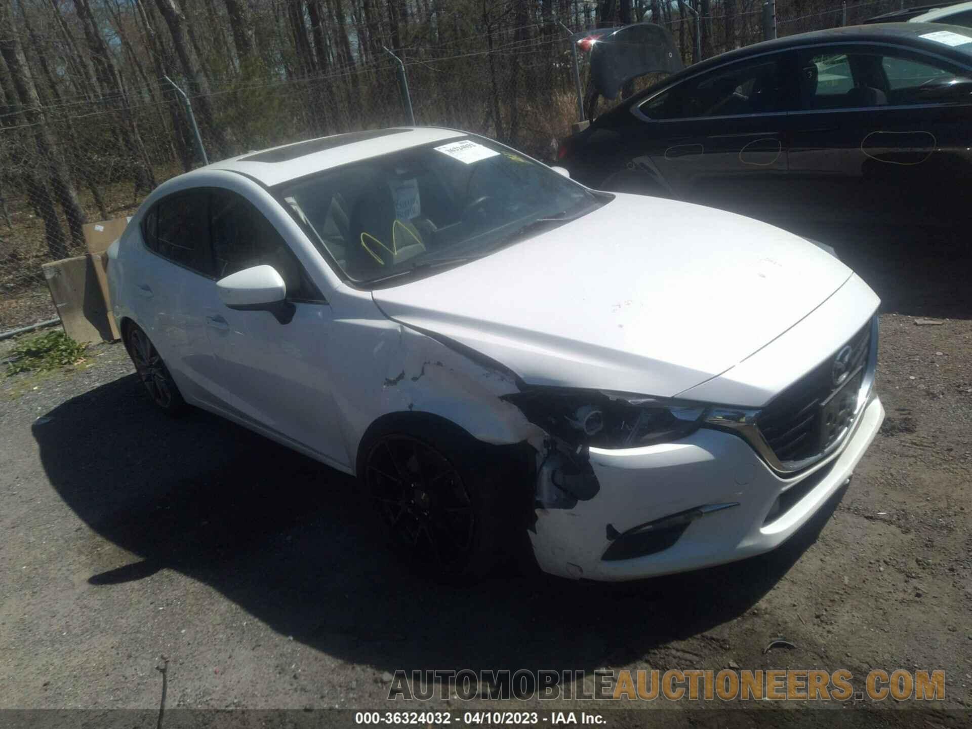 3MZBN1W3XJM164305 MAZDA MAZDA3 4-DOOR 2018