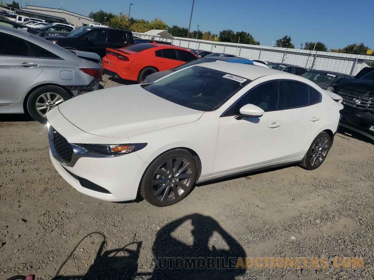 3MZBPAALXKM106441 MAZDA 3 2019