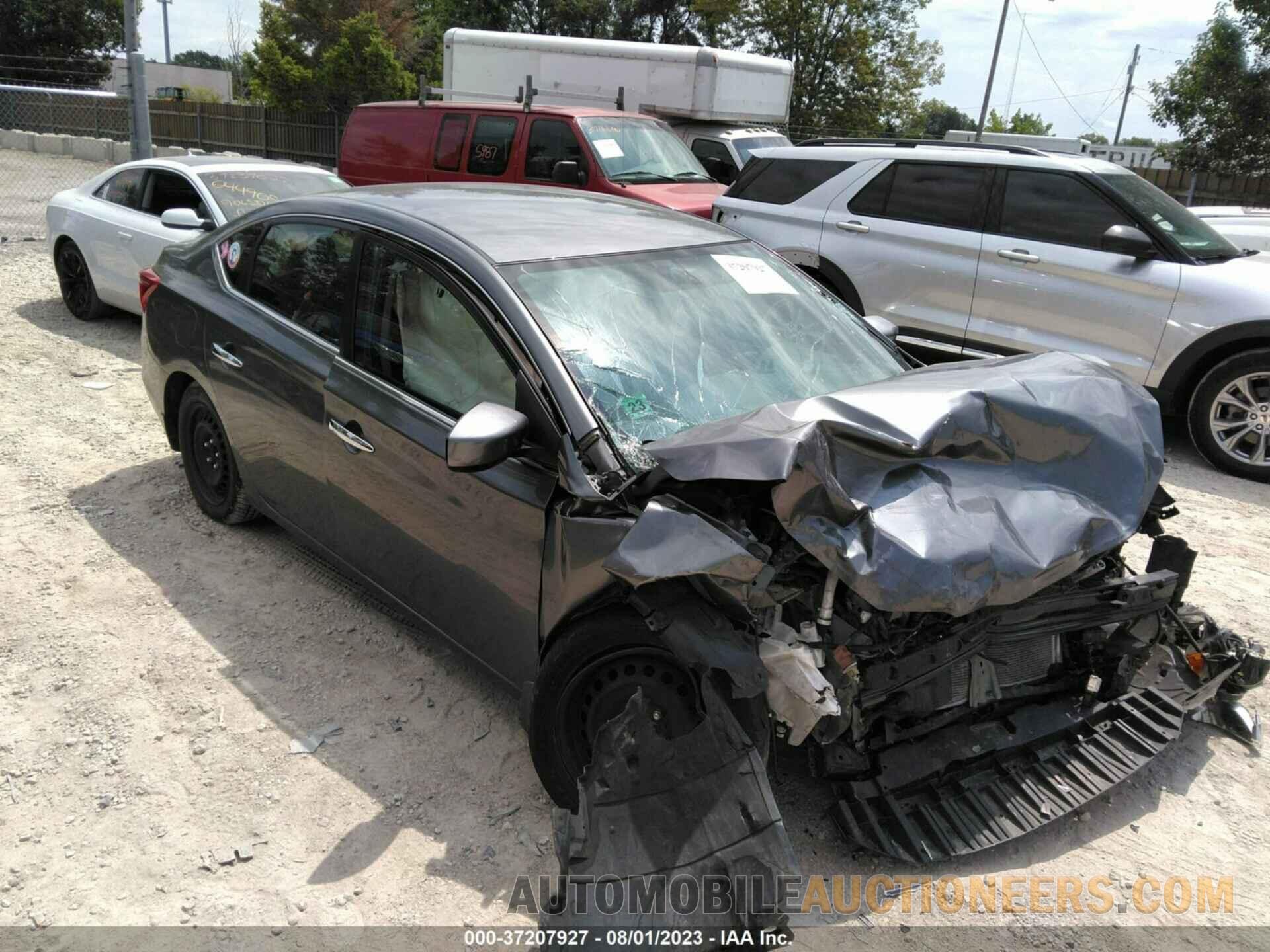 3N1AB7AP1JY235939 NISSAN SENTRA 2018