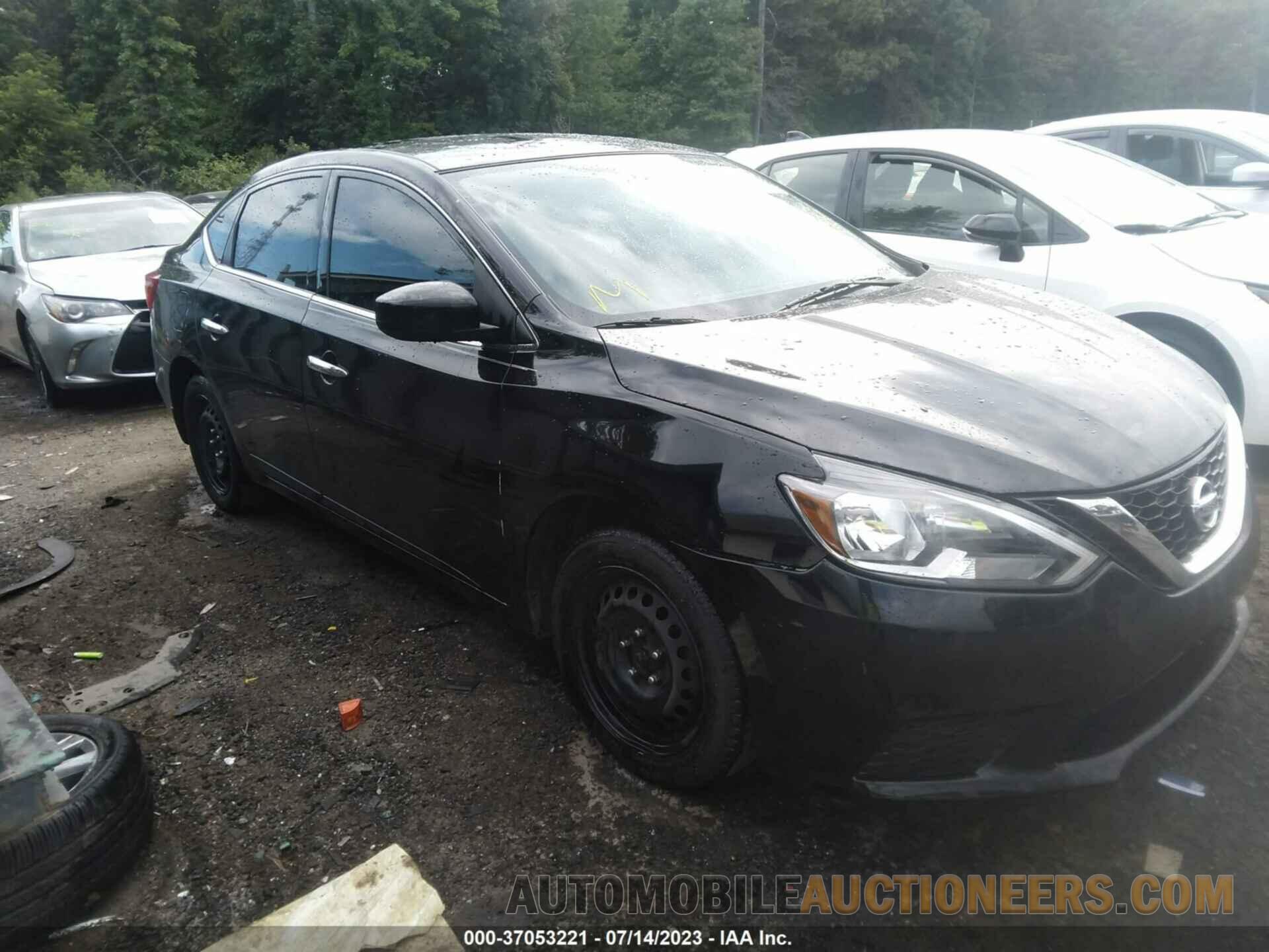 3N1AB7AP1JY280976 NISSAN SENTRA 2018