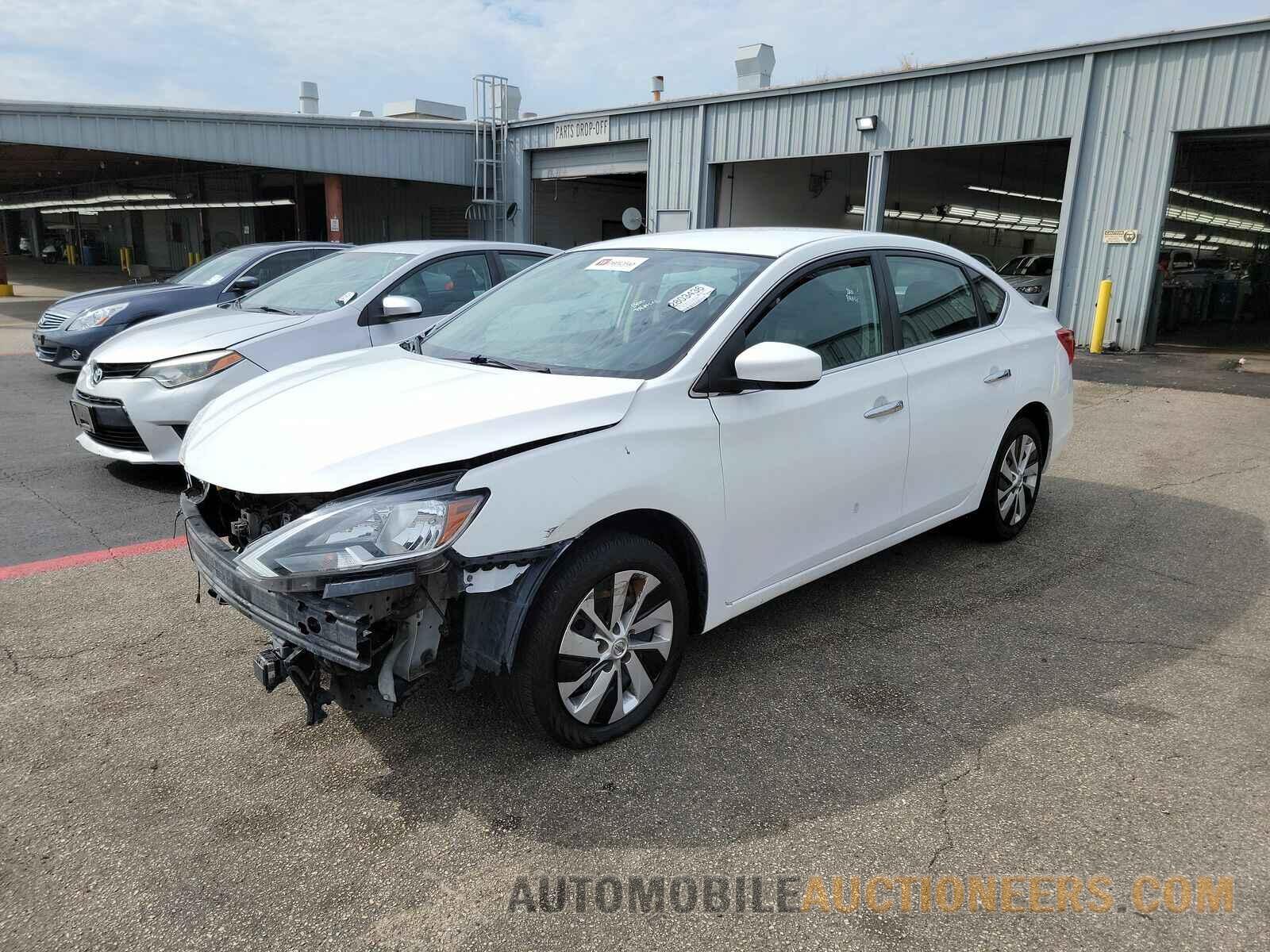 3N1AB7AP1JY327584 Nissan Sentra 2018