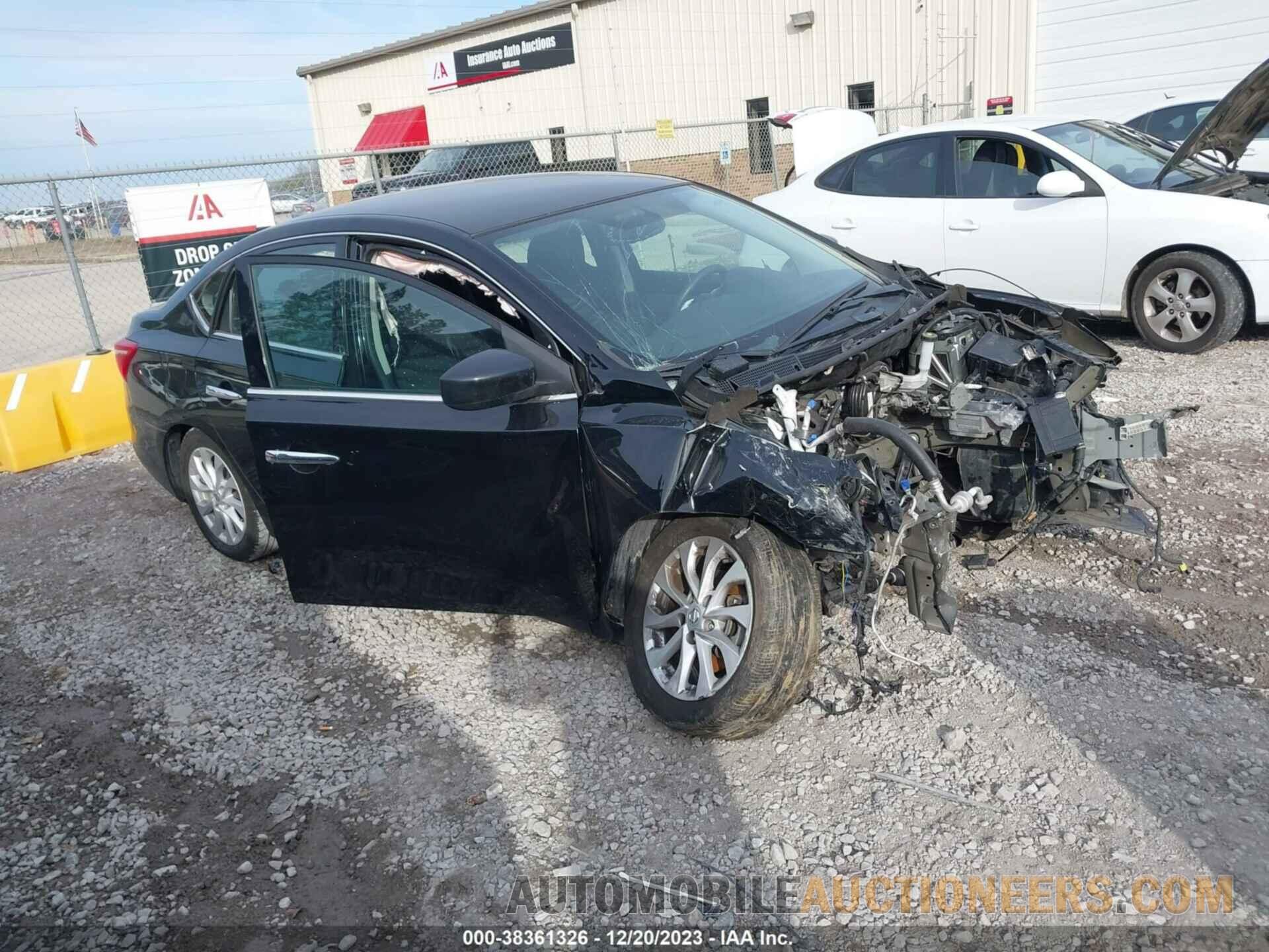 3N1AB7AP2JY237215 NISSAN SENTRA 2018