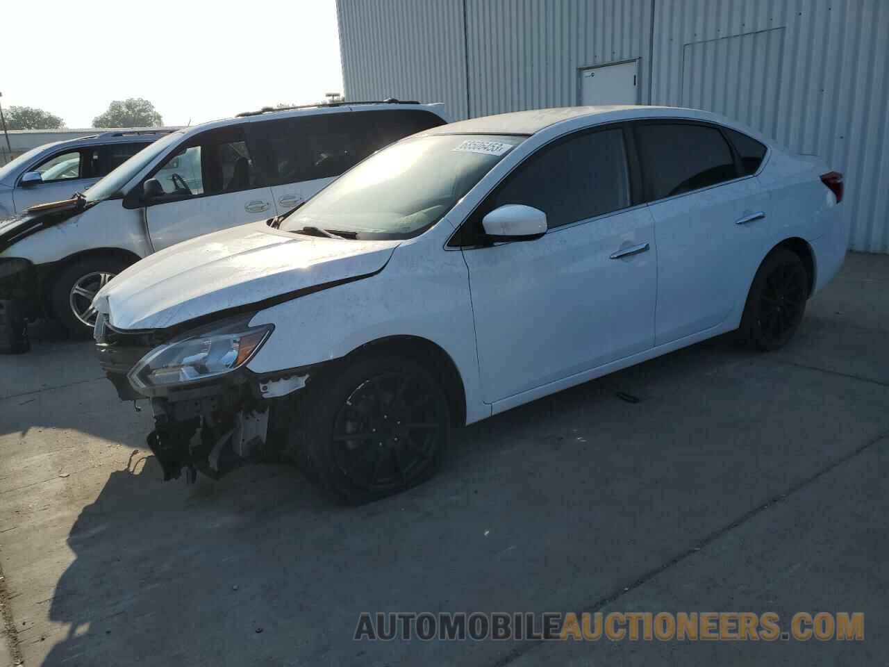 3N1AB7AP5JY257717 NISSAN SENTRA 2018