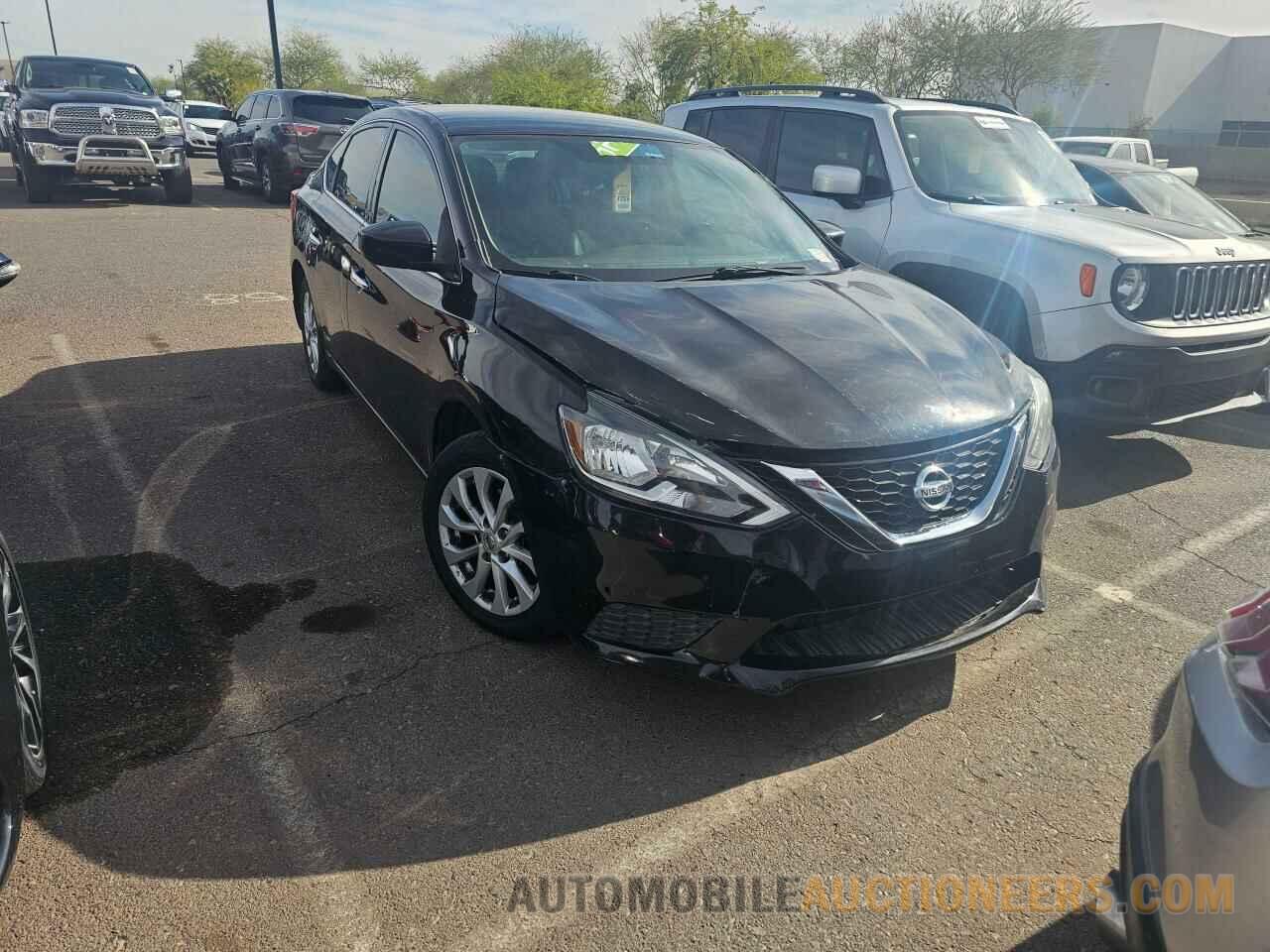 3N1AB7AP6JY262585 NISSAN SENTRA 2018