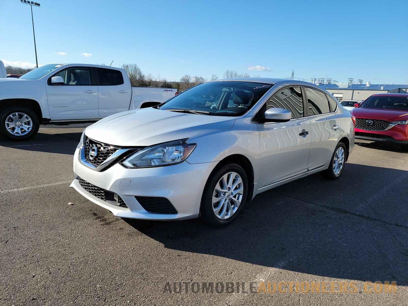 3N1AB7AP7JY262384 Nissan Sentra 2018