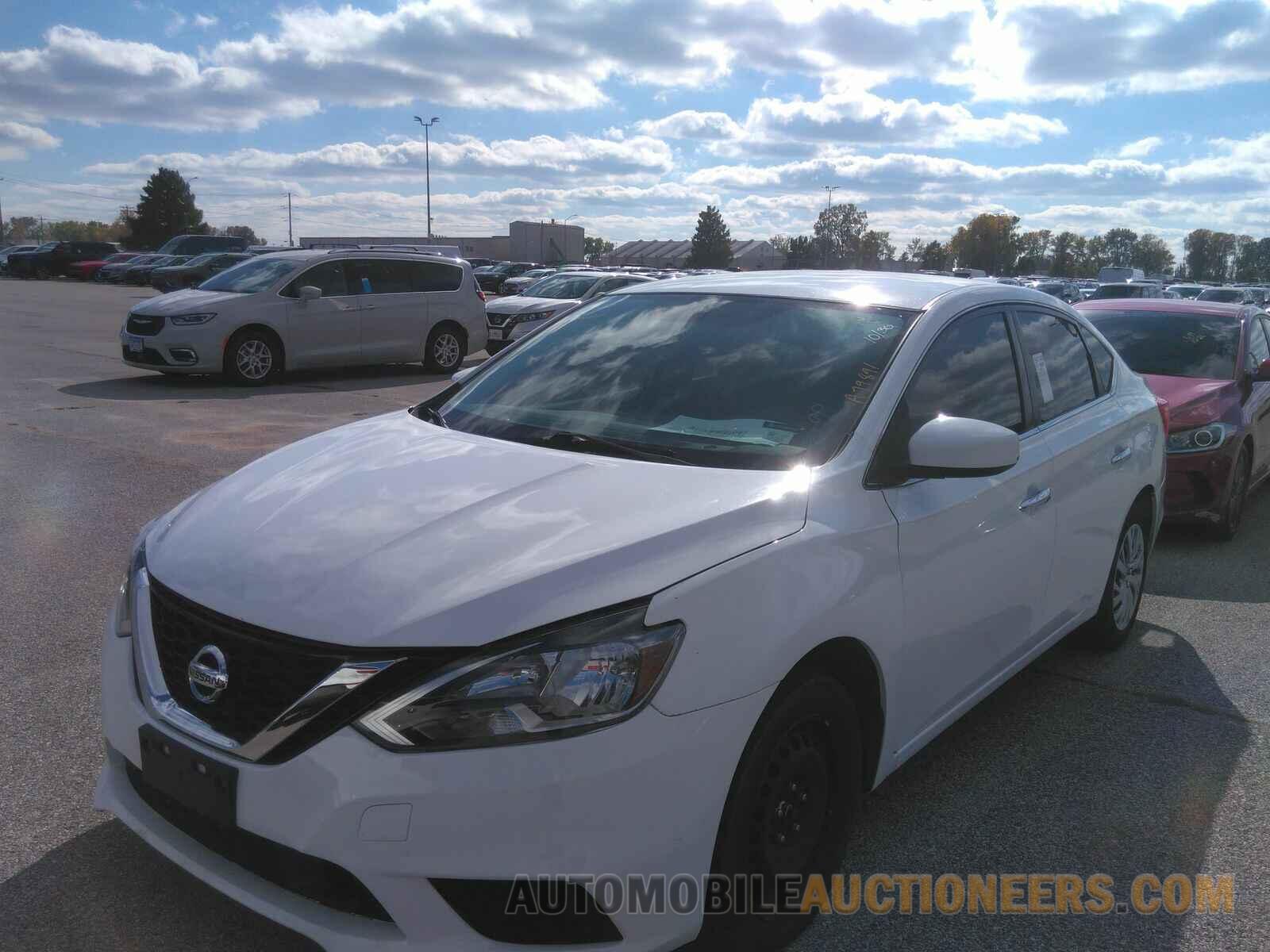 3N1AB7AP8KY228083 Nissan Sentra 2019