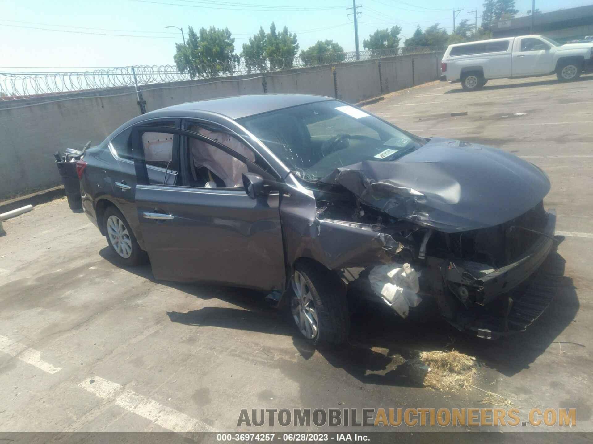 3N1AB7AP9JL663738 NISSAN SENTRA 2018