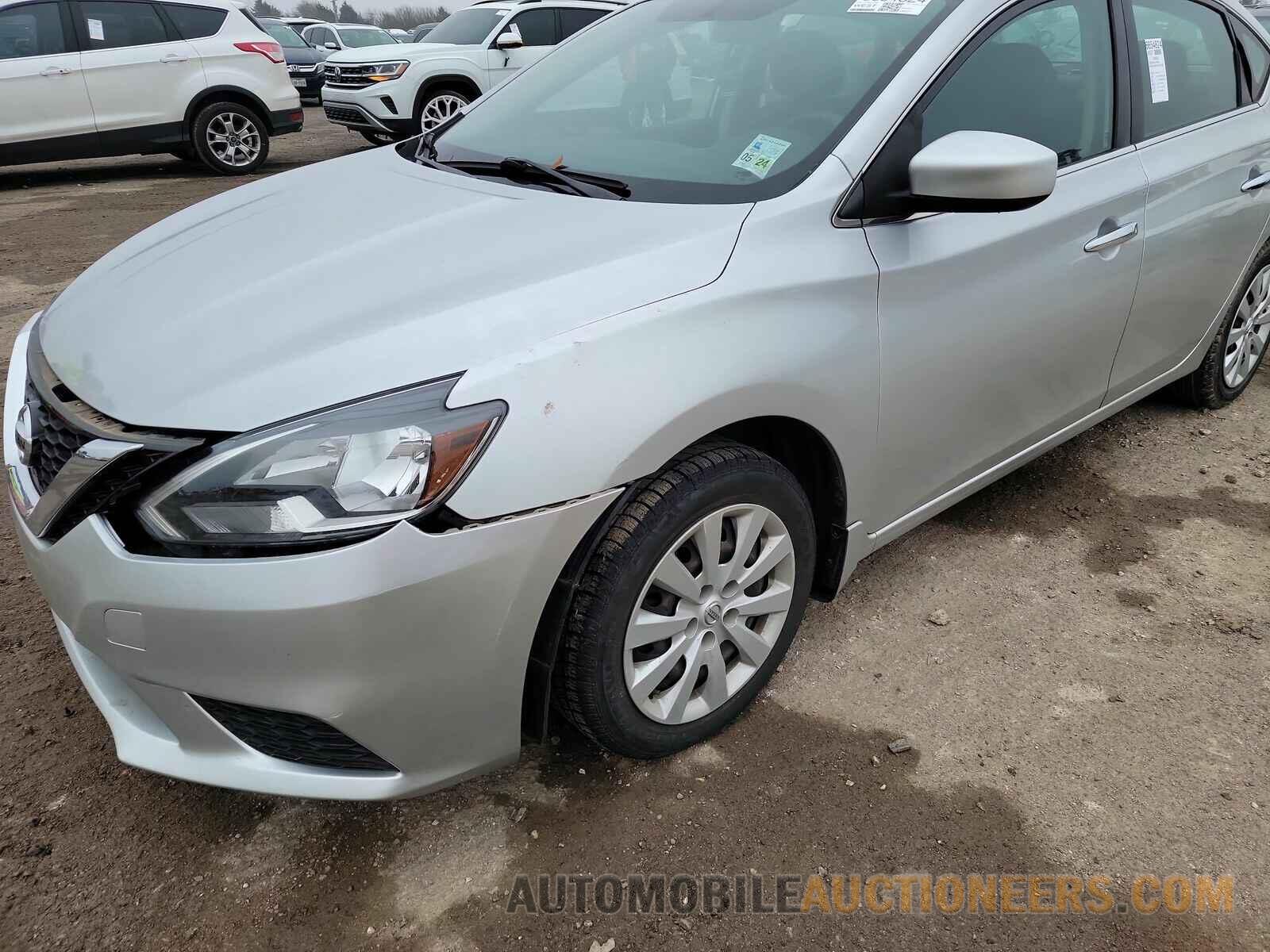 3N1AB7AP9JY322388 Nissan Sentra 2018