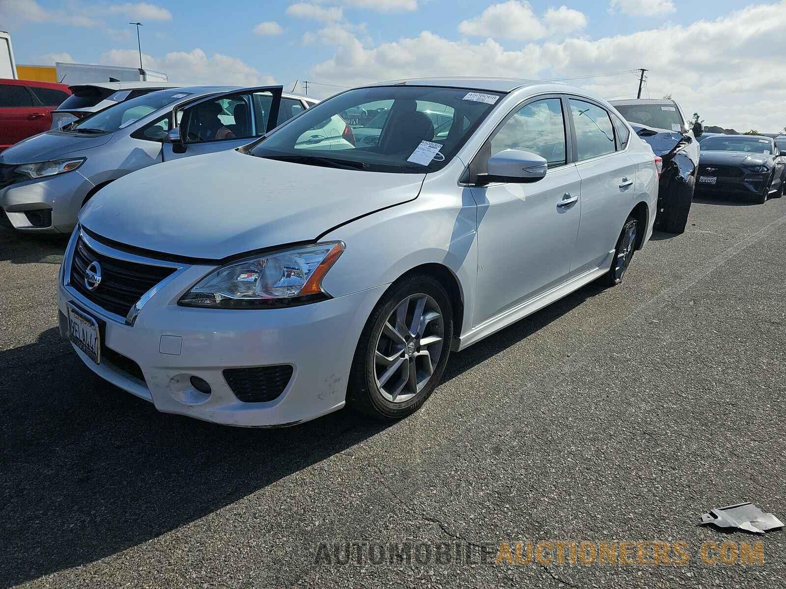 3N1AB7APXFY334539 Nissan Sentra 2015