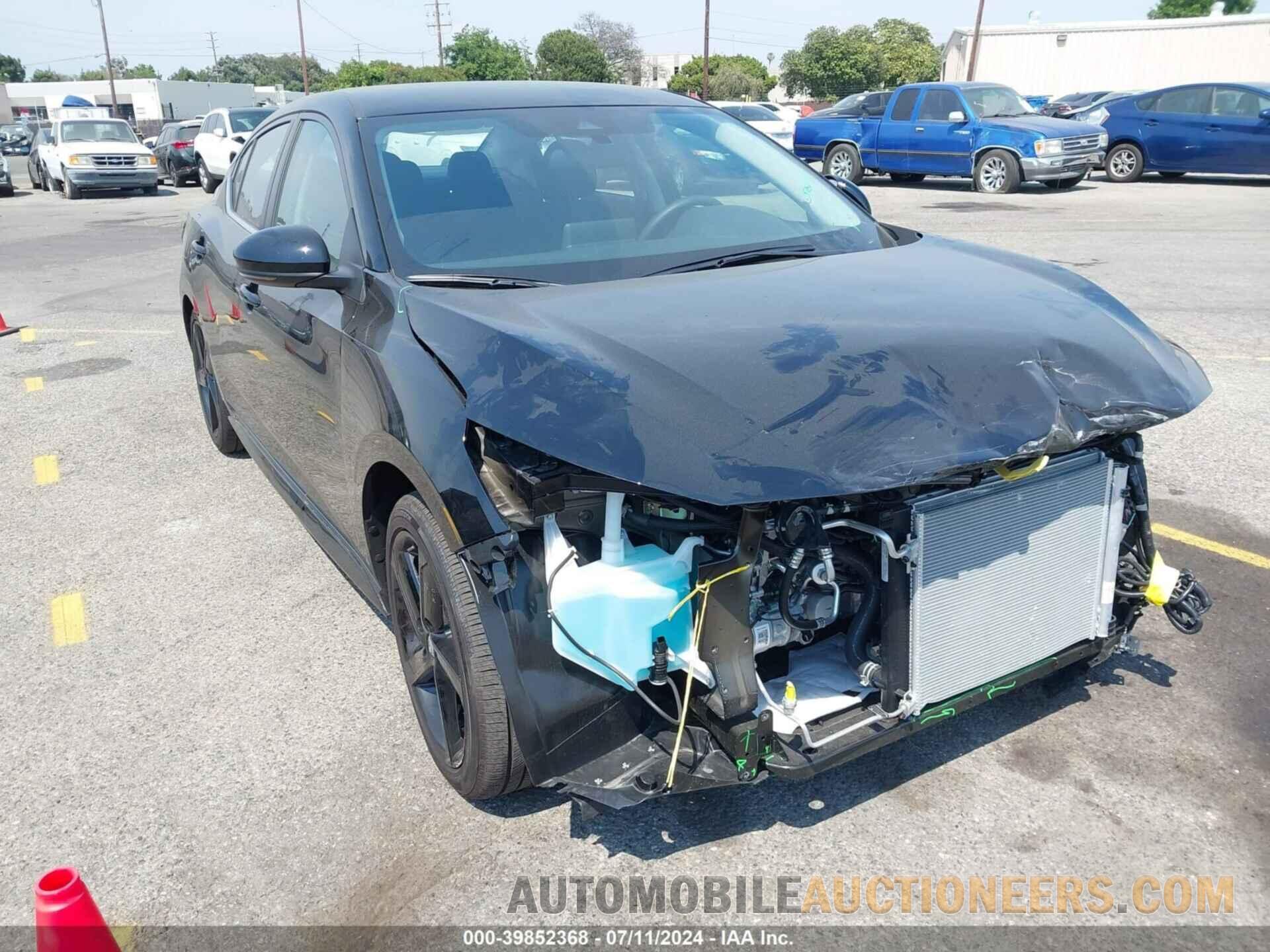 3N1AB8DV9RY256405 NISSAN SENTRA 2024