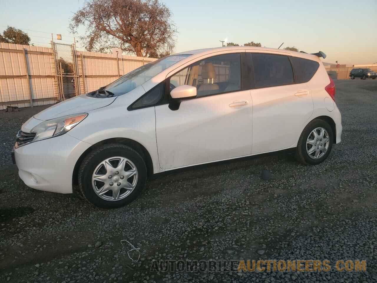 3N1CE2CP3FL352359 NISSAN VERSA 2015