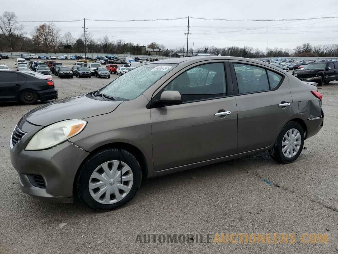 3N1CN7AP0DL829813 NISSAN VERSA 2013