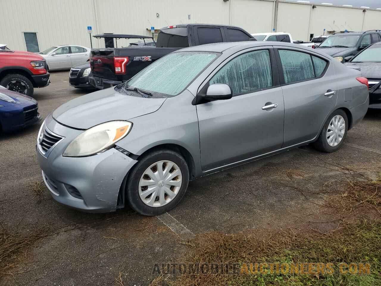 3N1CN7AP0DL867509 NISSAN VERSA 2013