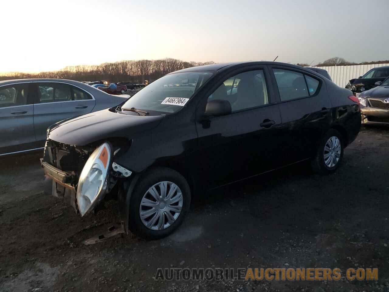 3N1CN7AP0DL875805 NISSAN VERSA 2013