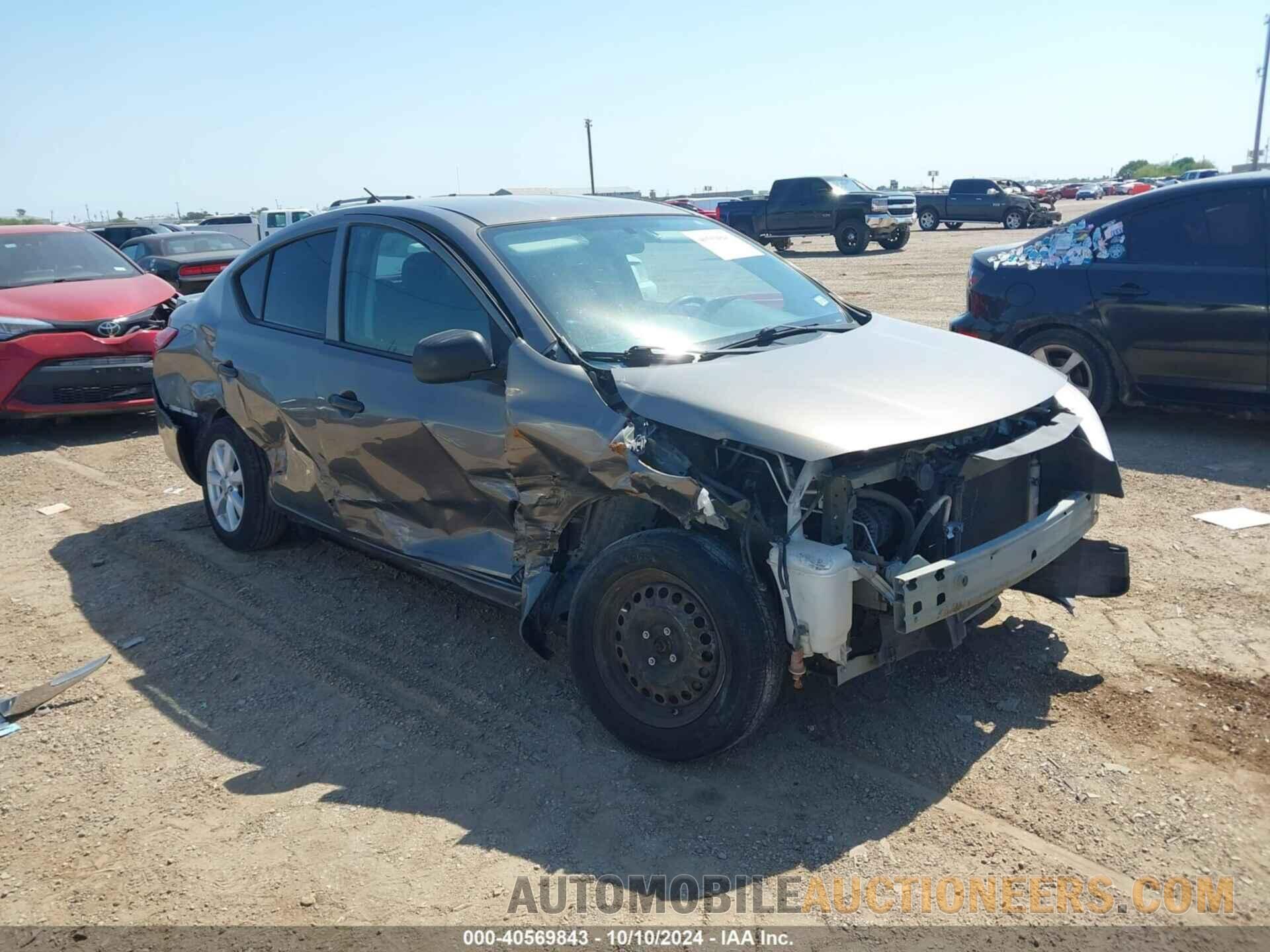 3N1CN7AP0FL833802 NISSAN VERSA 2015