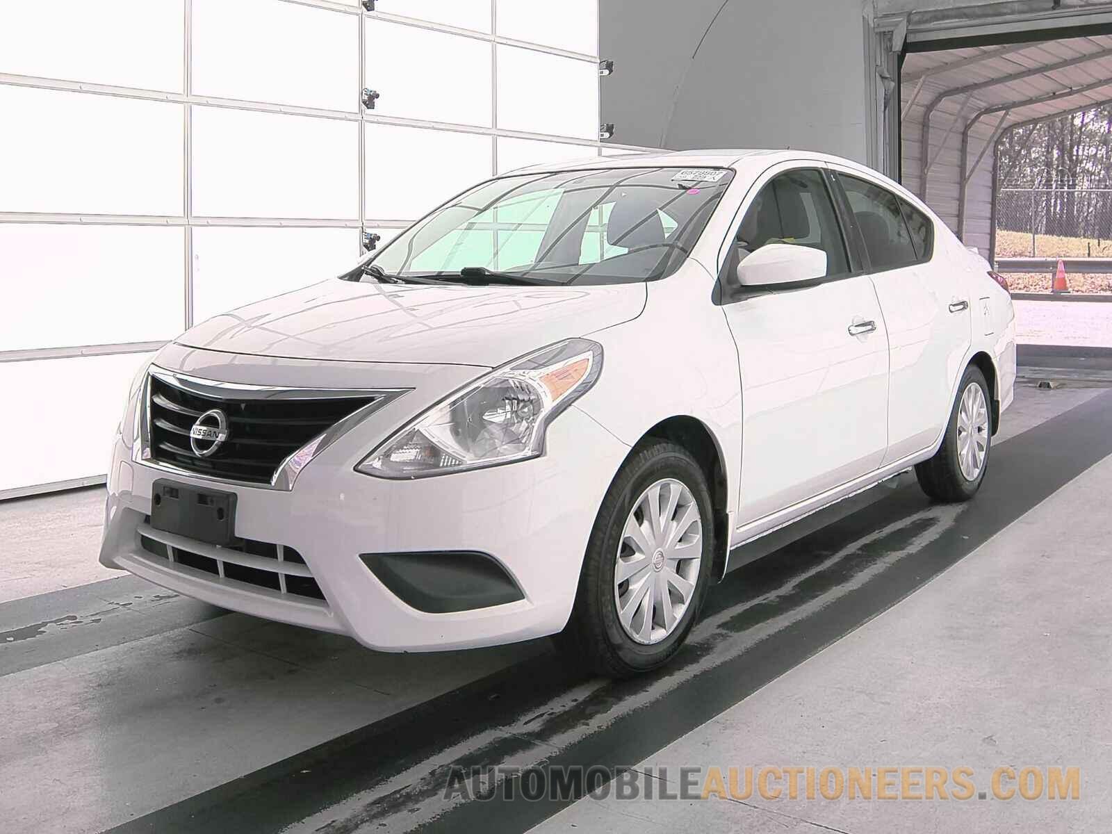 3N1CN7AP0HK468918 Nissan Versa Sedan 2017