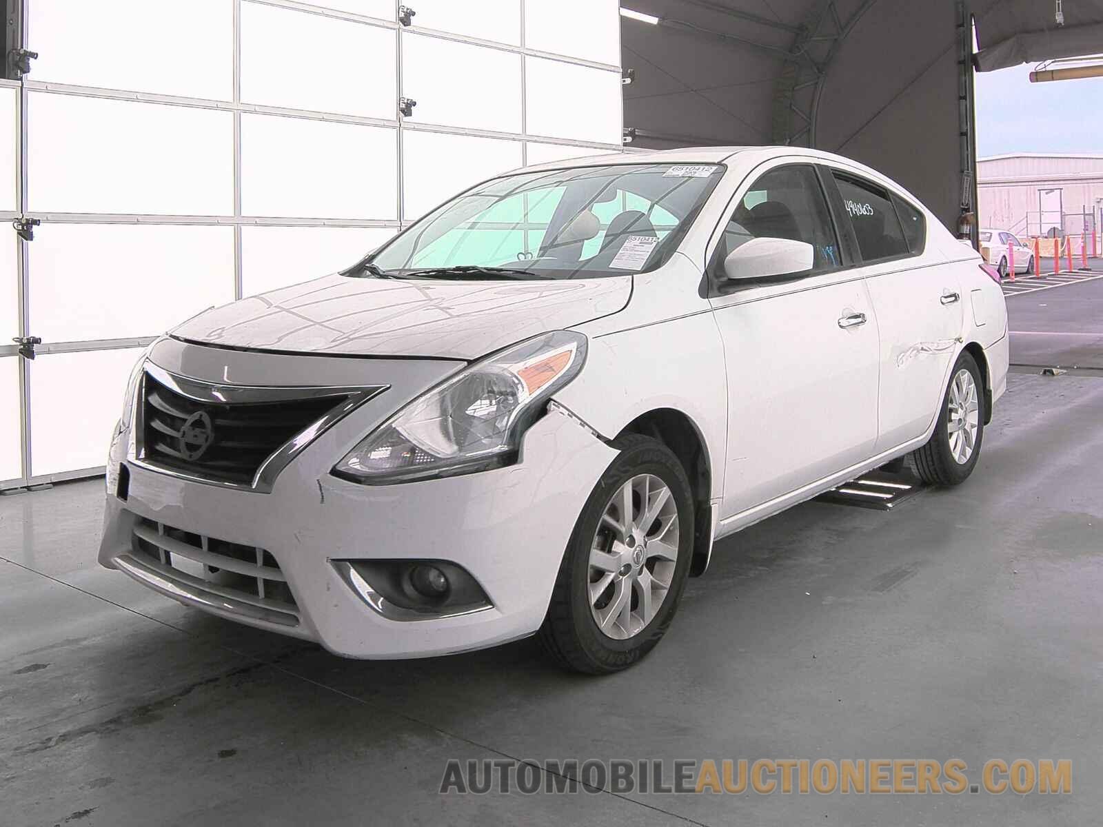 3N1CN7AP0HL835116 Nissan Versa Sedan 2017