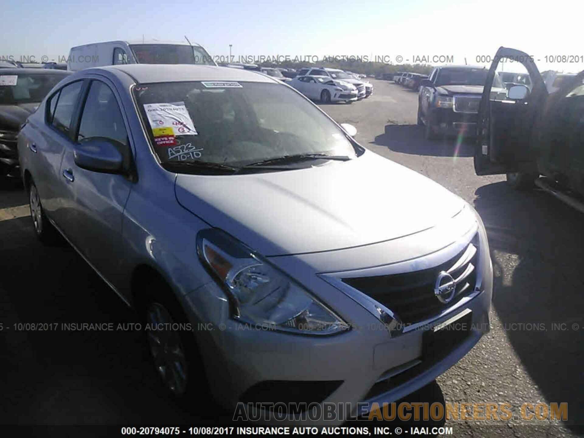 3N1CN7AP0JK395944 Nissan Versa 2018