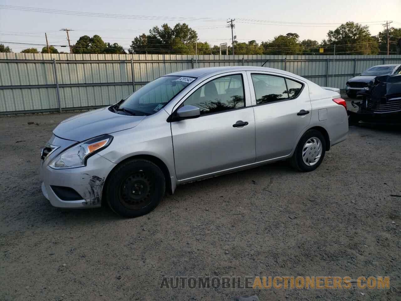 3N1CN7AP0JL802980 NISSAN VERSA 2018