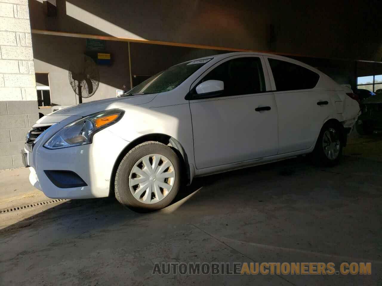 3N1CN7AP0JL804020 NISSAN VERSA 2018