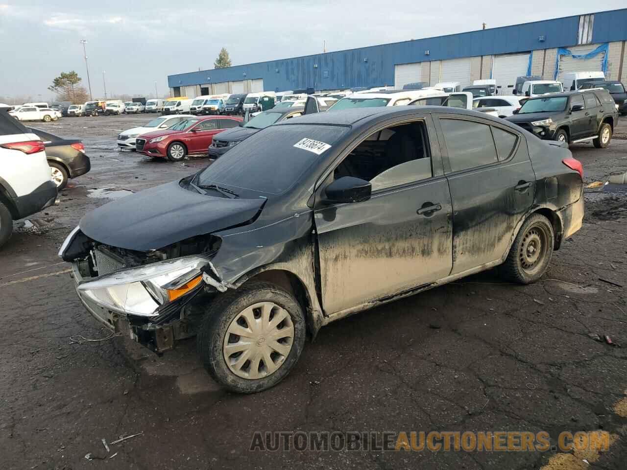 3N1CN7AP0JL805152 NISSAN VERSA 2018