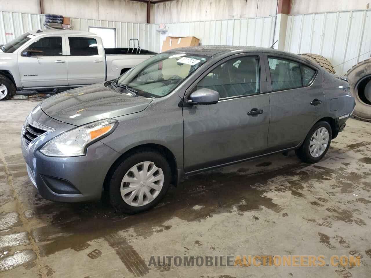 3N1CN7AP0JL808892 NISSAN VERSA 2018