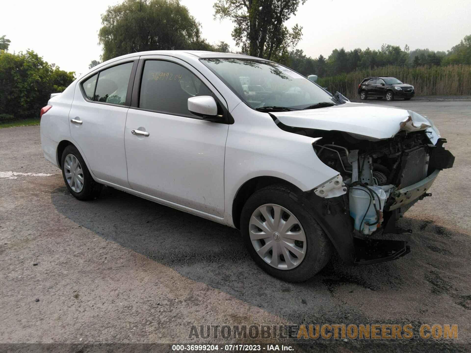 3N1CN7AP0JL810285 NISSAN VERSA SEDAN 2018