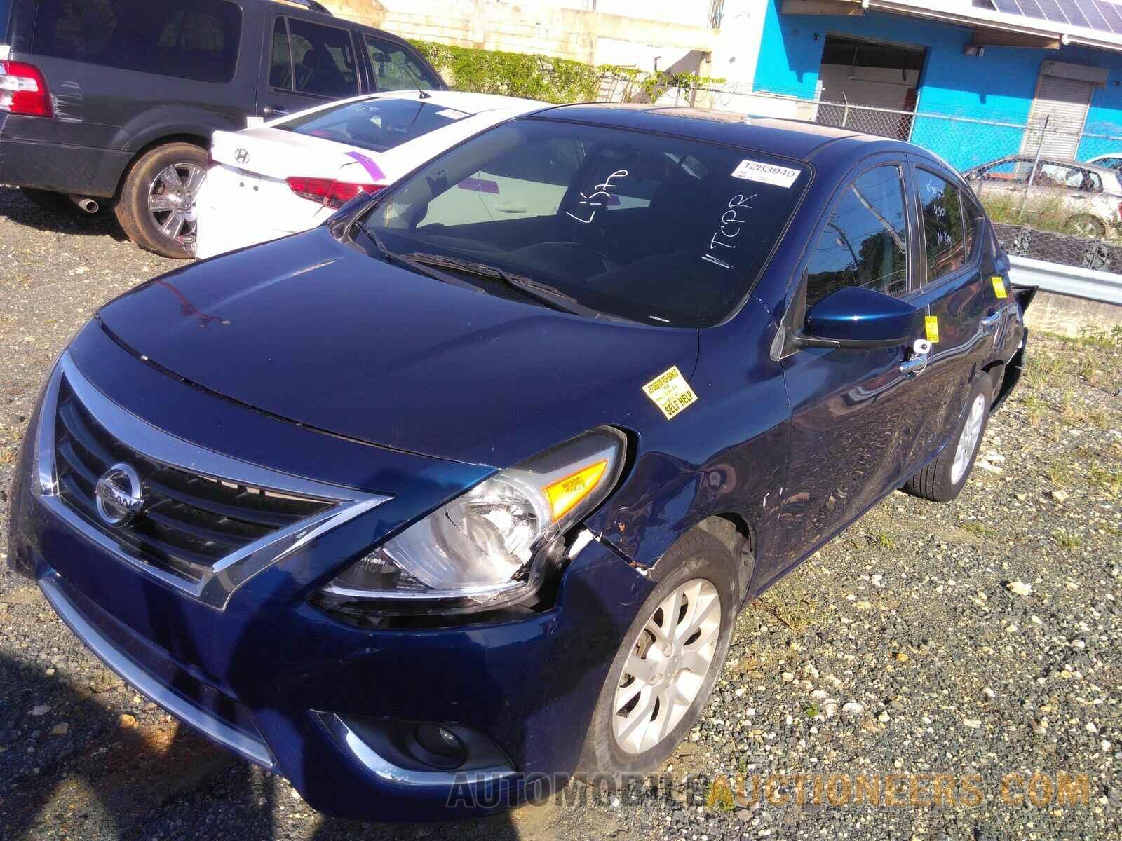 3N1CN7AP0JL824994 Nissan Versa Sedan 2018