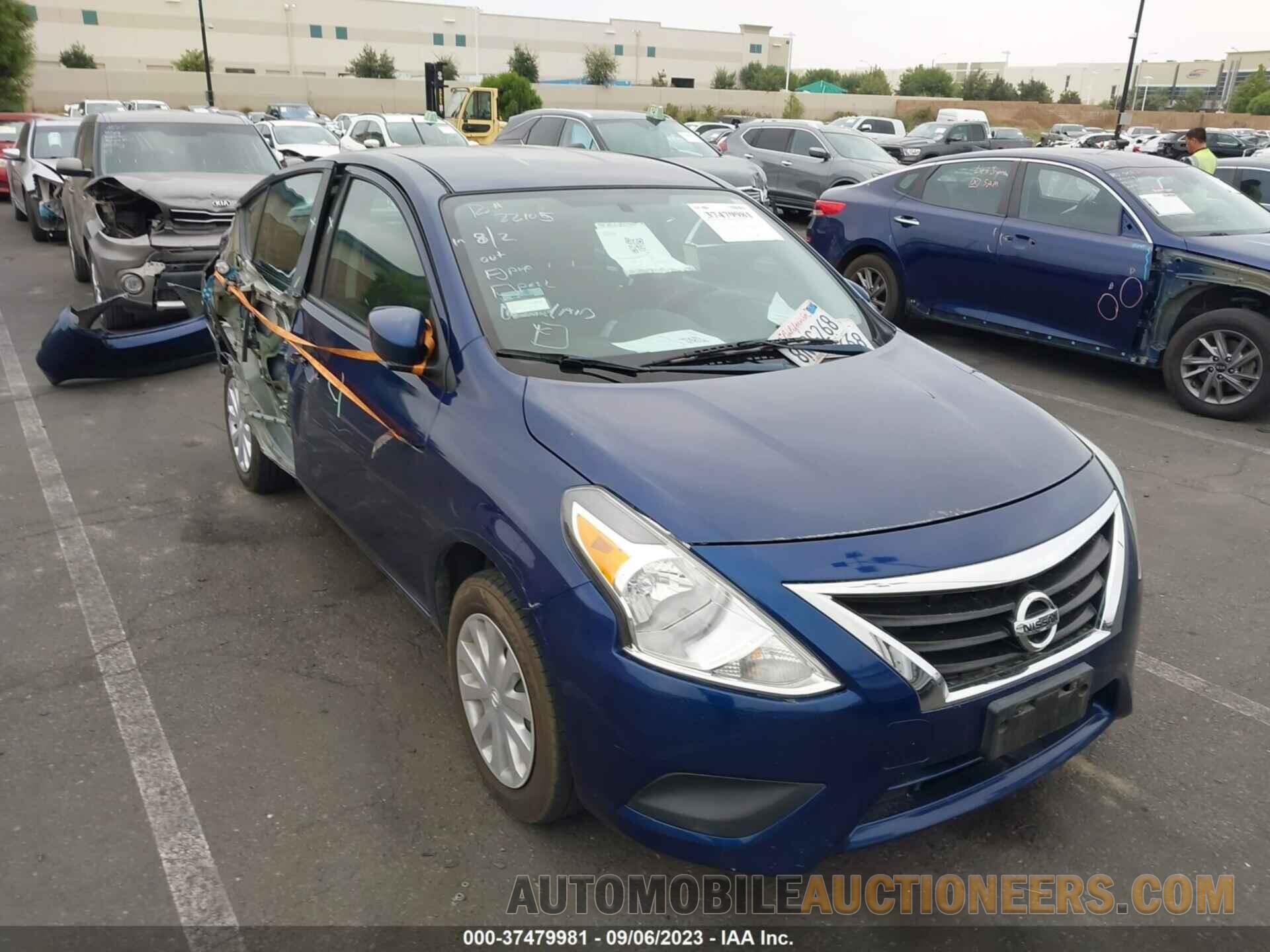 3N1CN7AP0JL858224 NISSAN VERSA SEDAN 2018