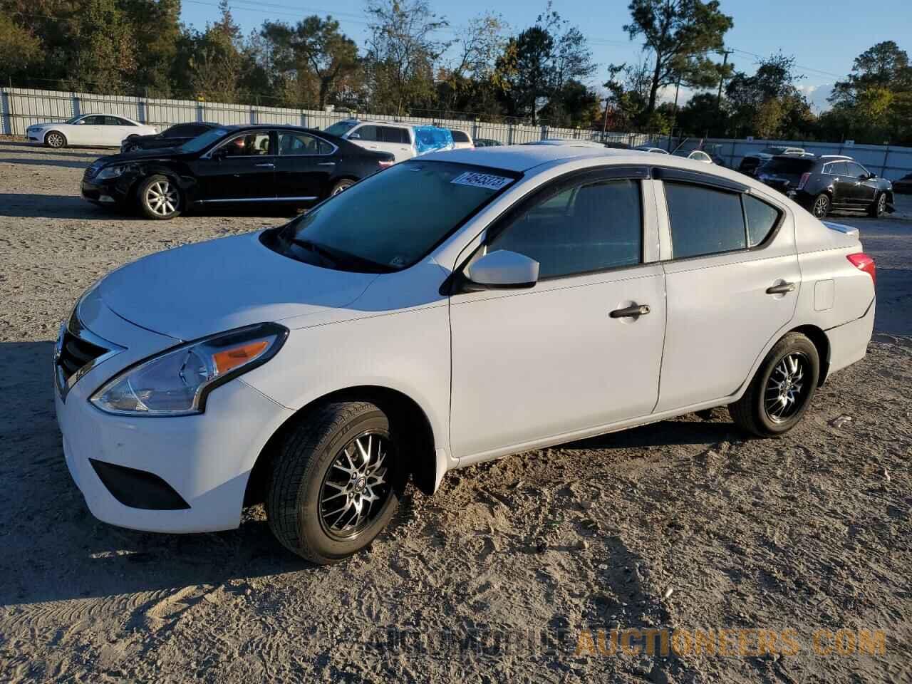 3N1CN7AP0JL870454 NISSAN VERSA 2018