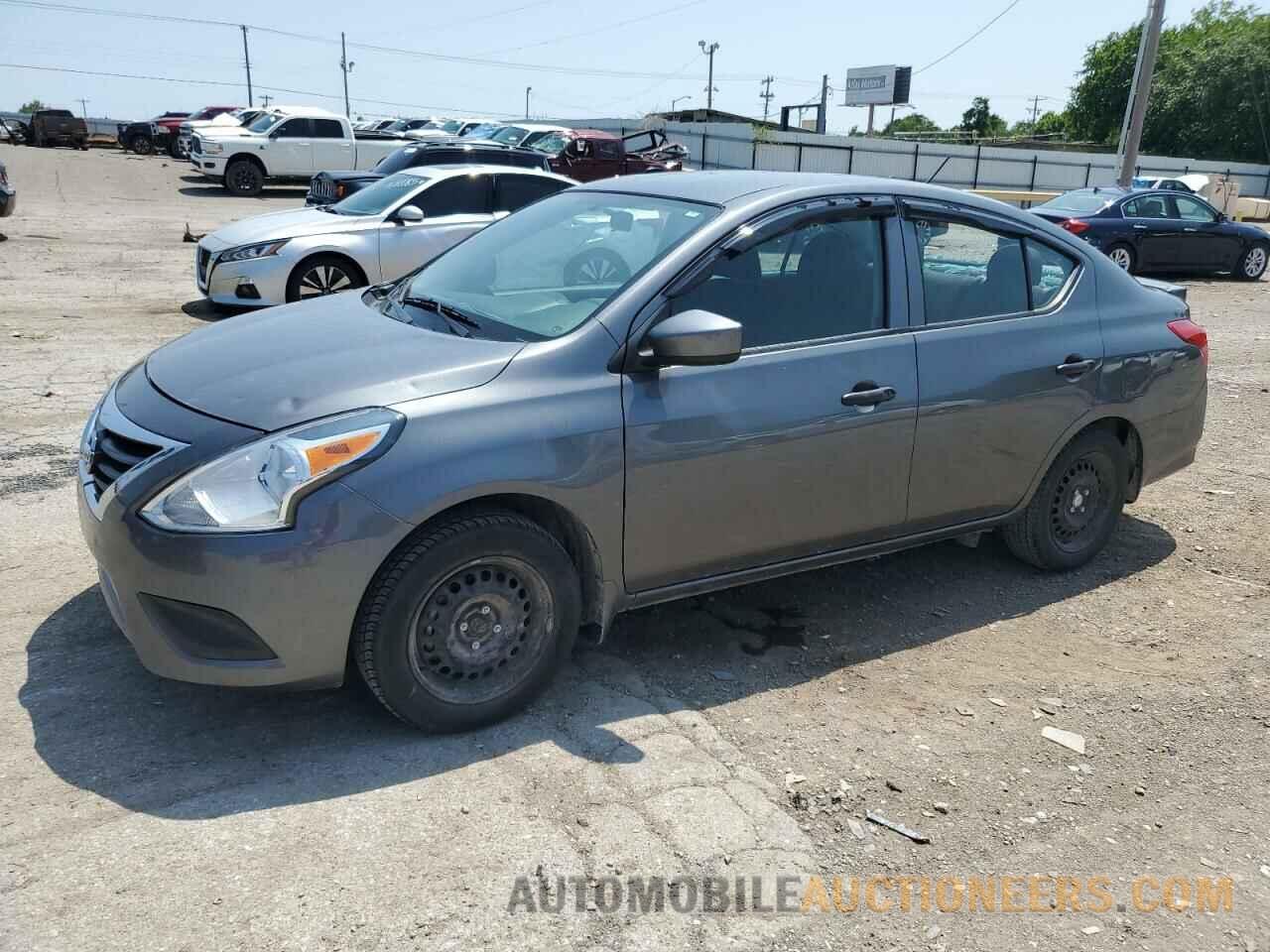 3N1CN7AP0JL883012 NISSAN VERSA 2018