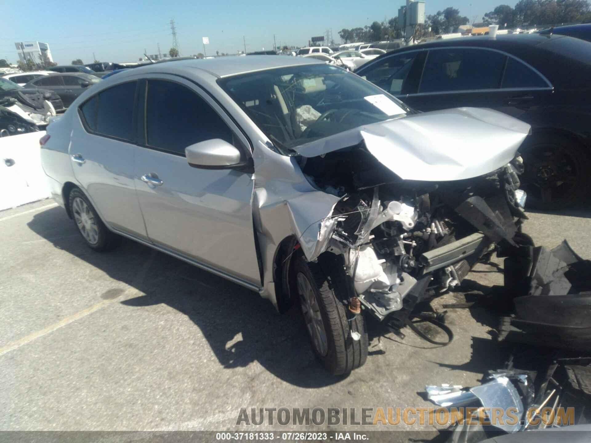 3N1CN7AP0JL883334 NISSAN VERSA SEDAN 2018