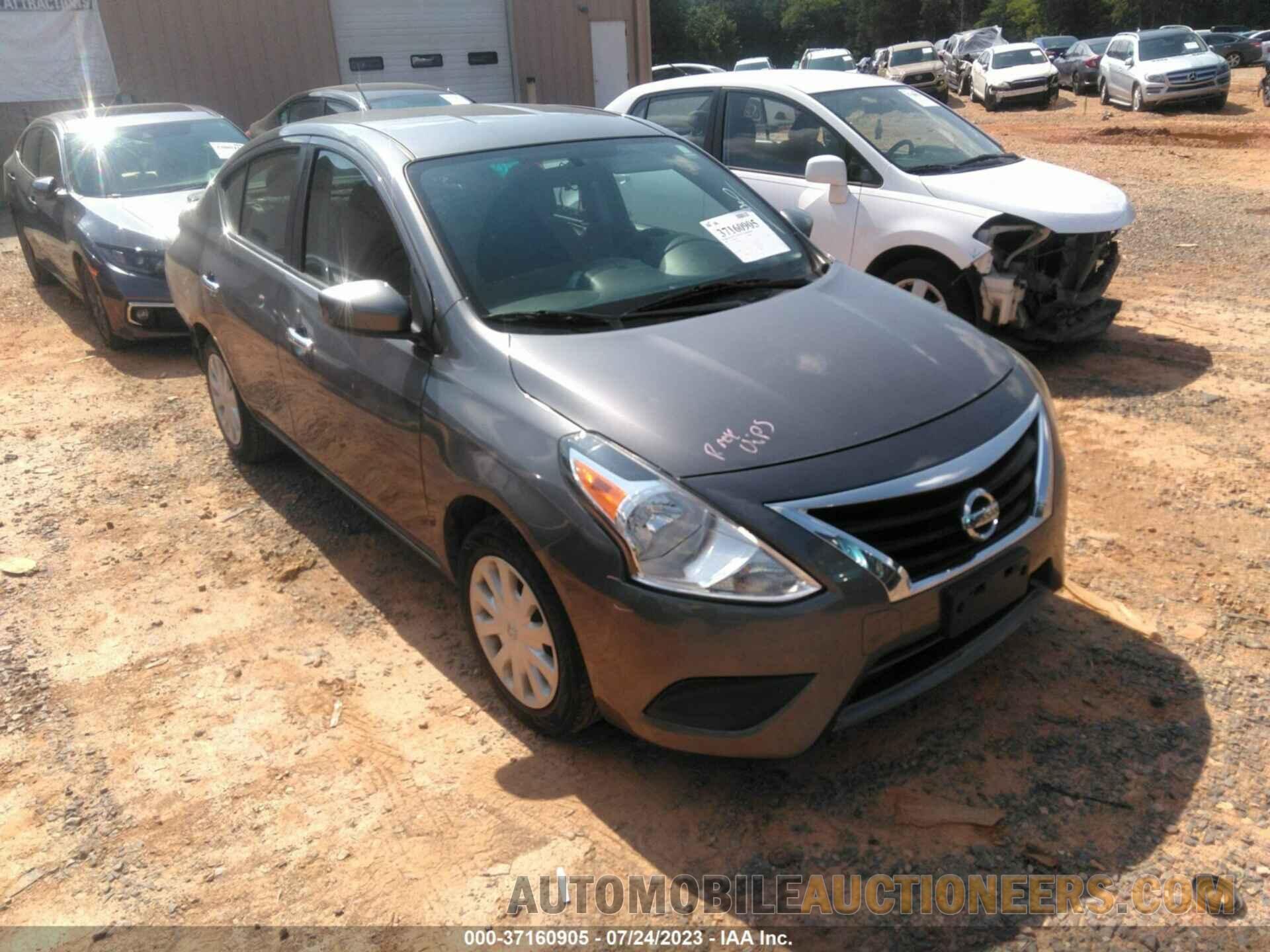 3N1CN7AP0JL886816 NISSAN VERSA SEDAN 2018