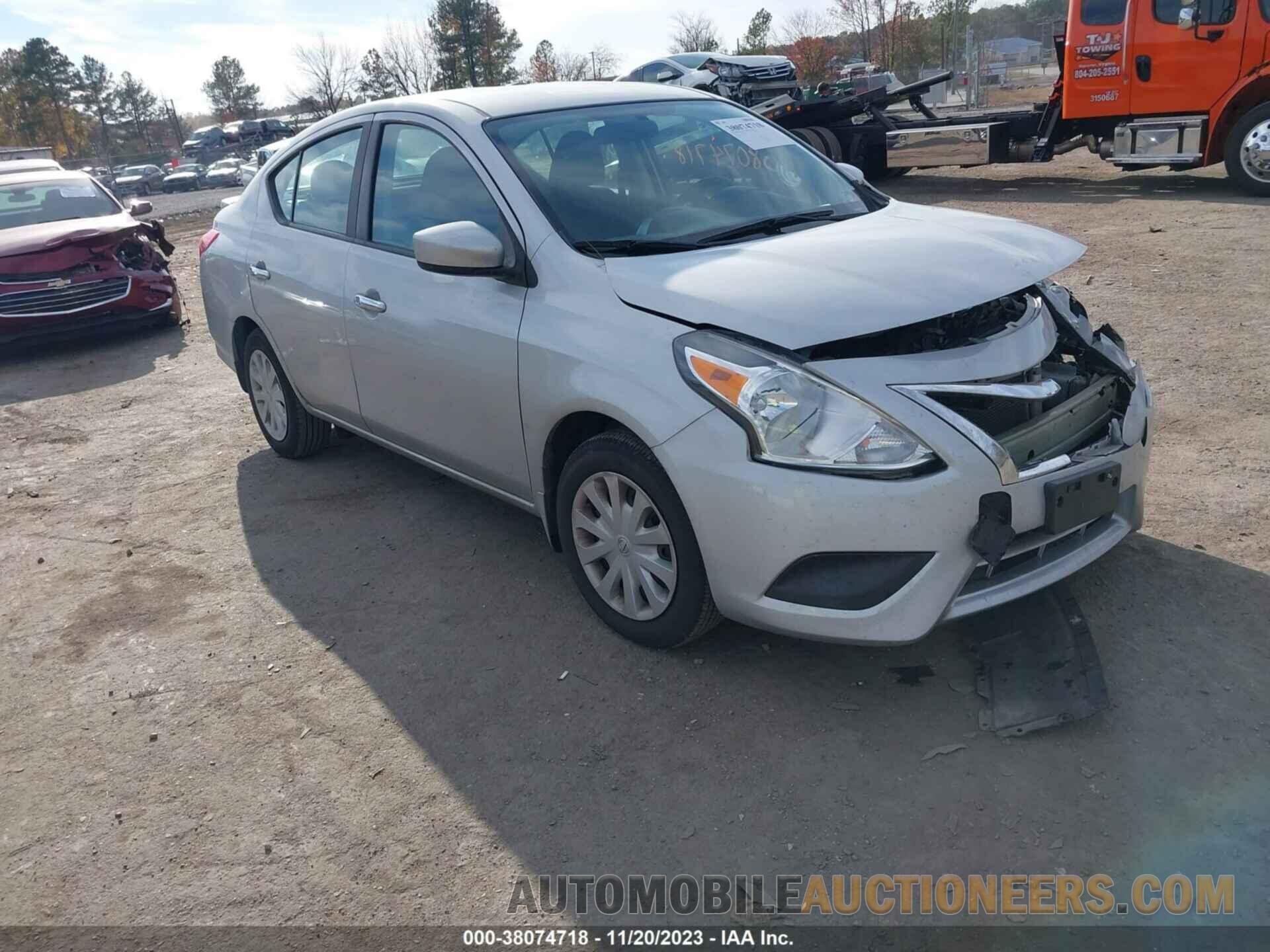 3N1CN7AP0KL811275 NISSAN VERSA 2019