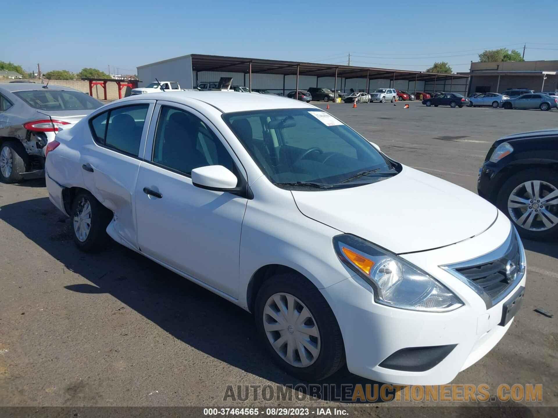 3N1CN7AP0KL812779 NISSAN VERSA SEDAN 2019