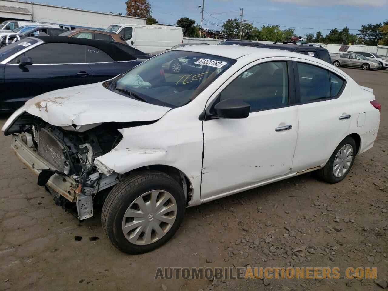 3N1CN7AP0KL821952 NISSAN VERSA 2019