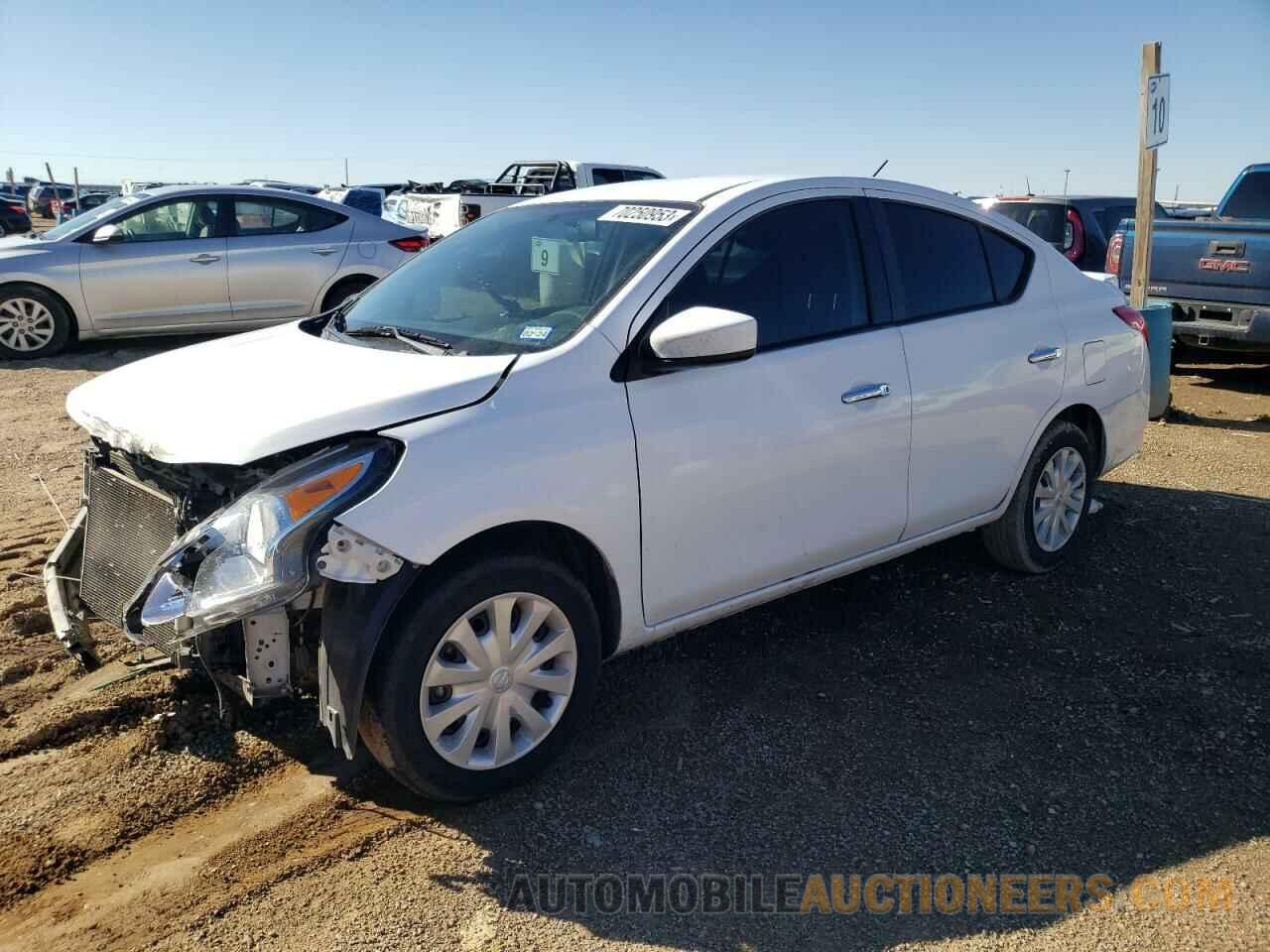 3N1CN7AP0KL822051 NISSAN VERSA 2019