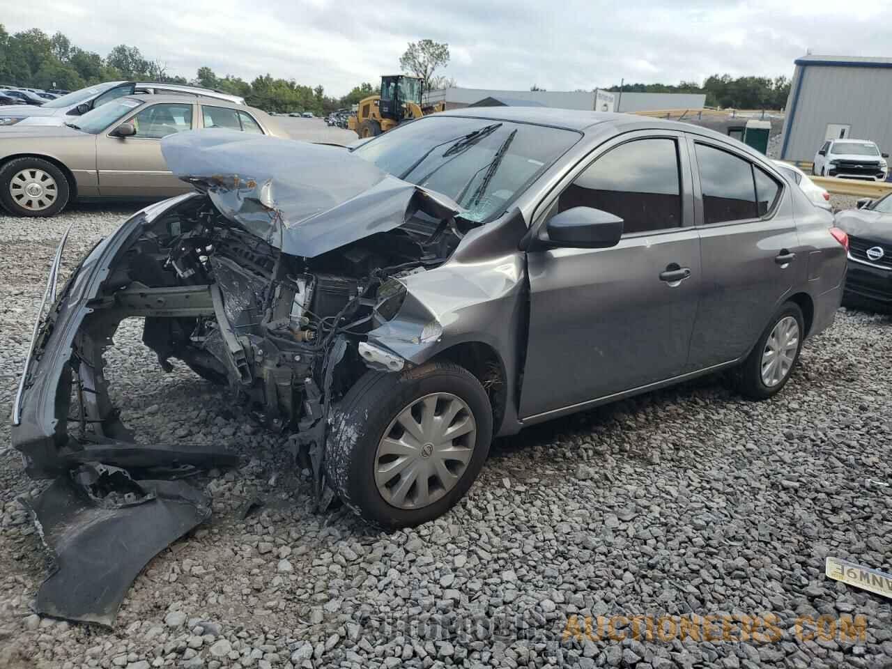 3N1CN7AP0KL824043 NISSAN VERSA 2019