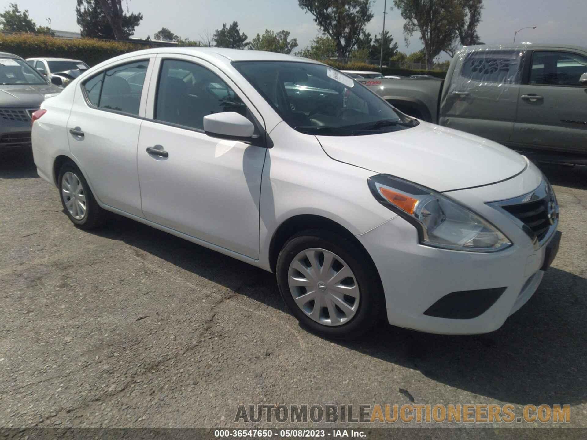 3N1CN7AP0KL827198 NISSAN VERSA SEDAN 2019