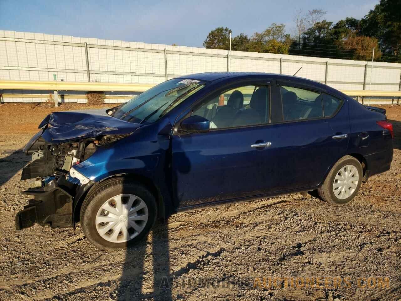 3N1CN7AP0KL828108 NISSAN VERSA 2019