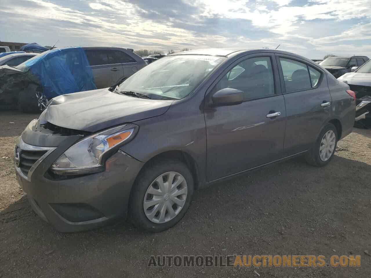 3N1CN7AP0KL840369 NISSAN VERSA 2019