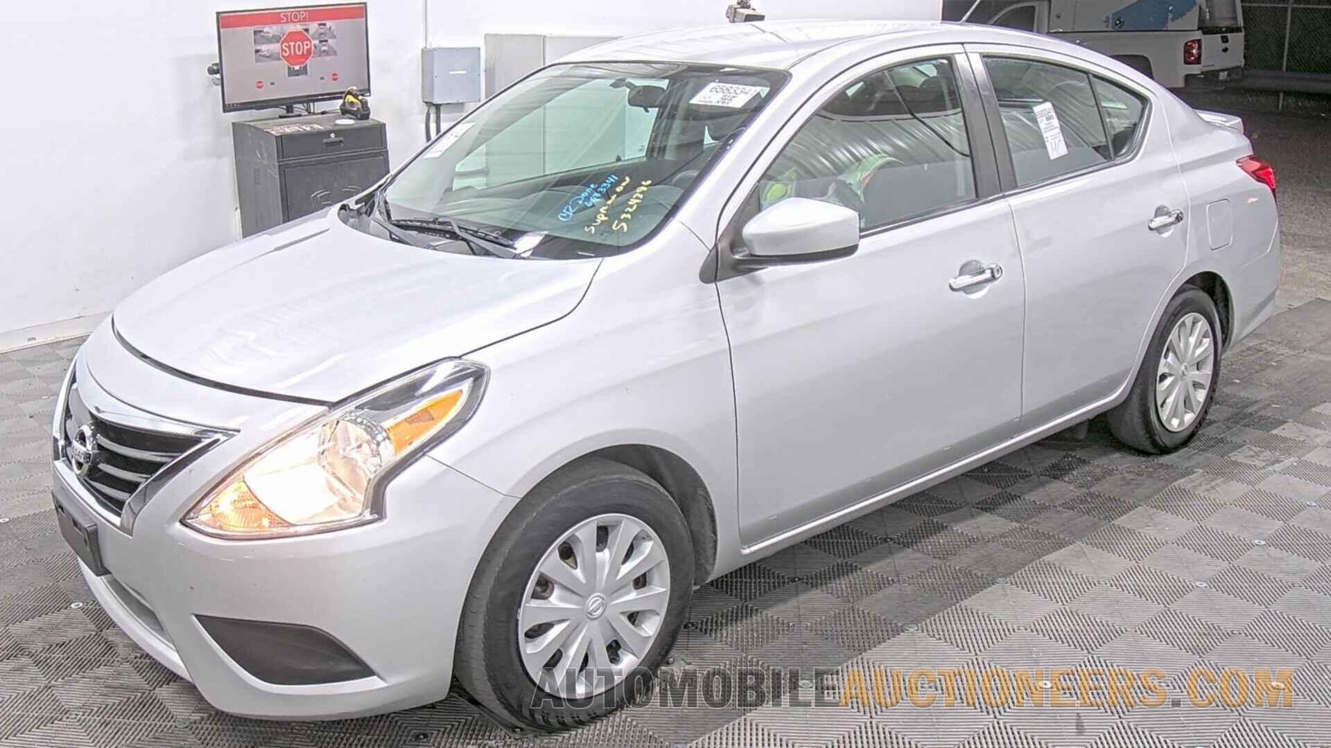 3N1CN7AP0KL852022 Nissan Versa Sedan 2019