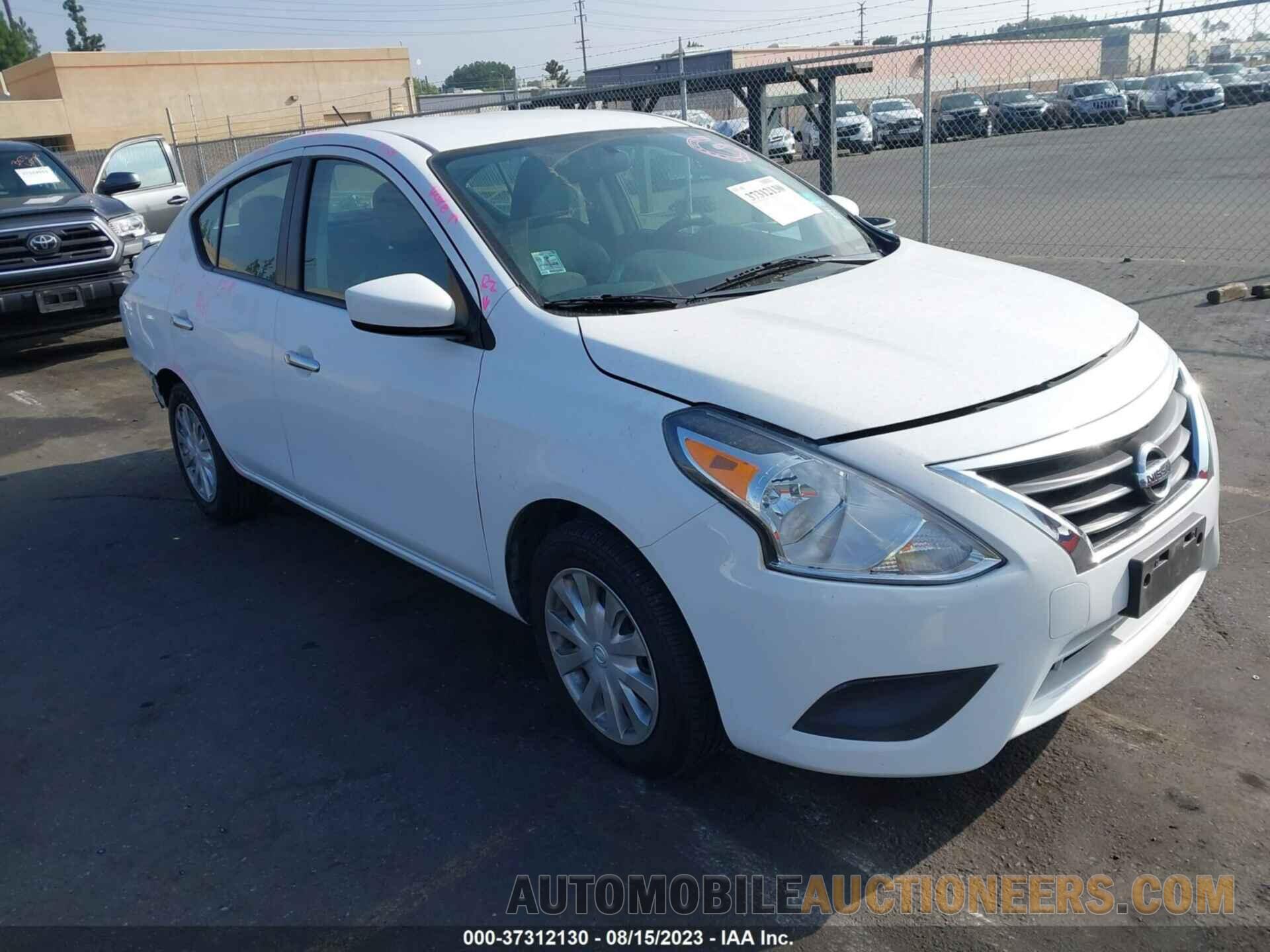 3N1CN7AP0KL852991 NISSAN VERSA SEDAN 2019