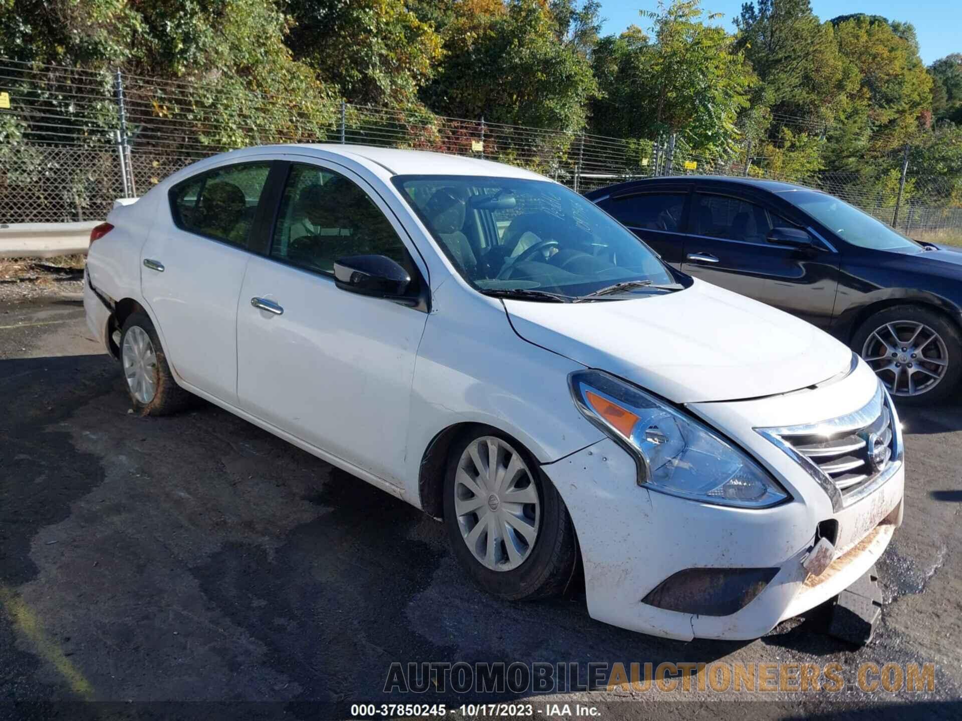 3N1CN7AP0KL865661 NISSAN VERSA SEDAN 2019