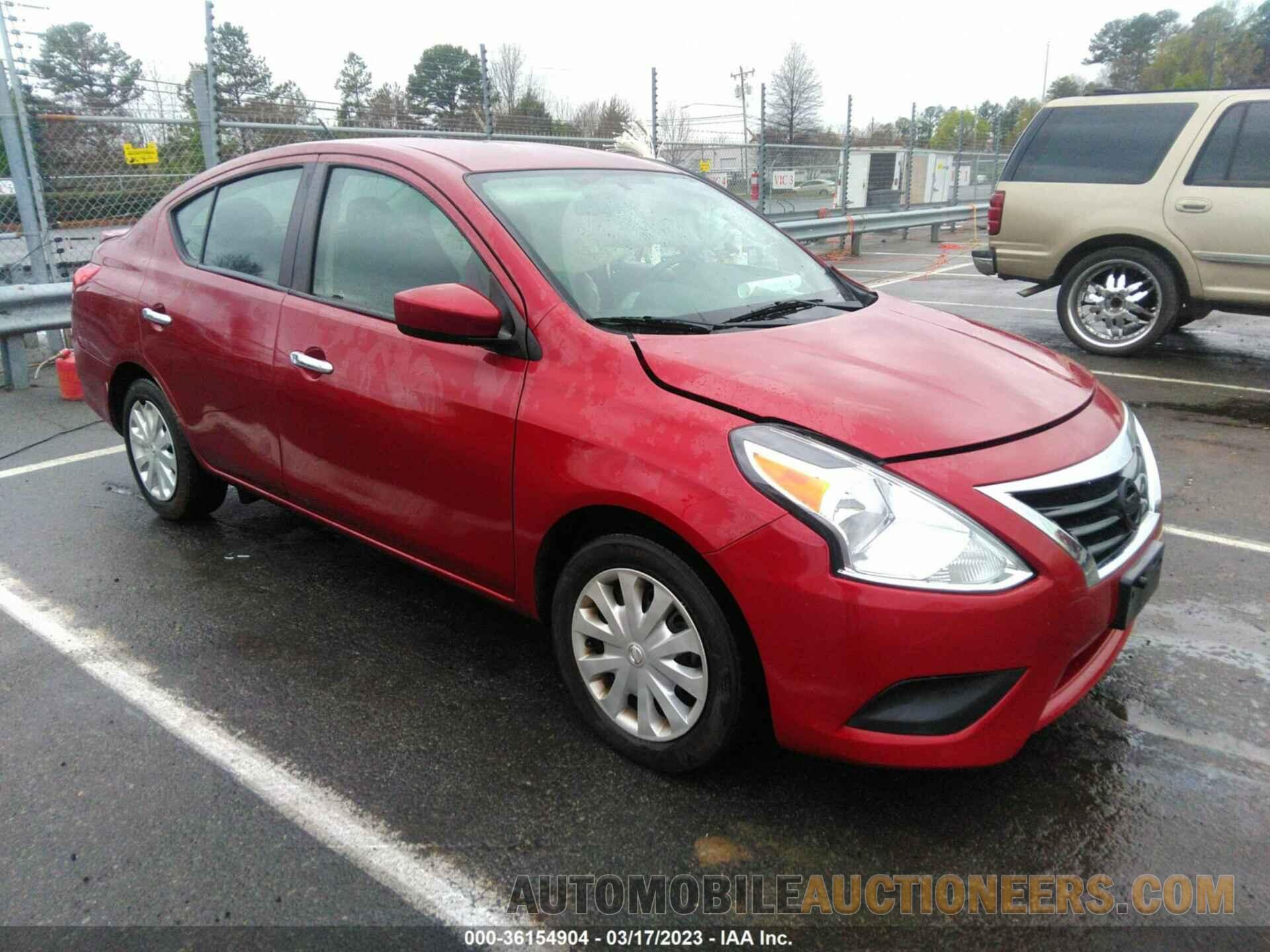 3N1CN7AP0KL877227 NISSAN VERSA SEDAN 2019