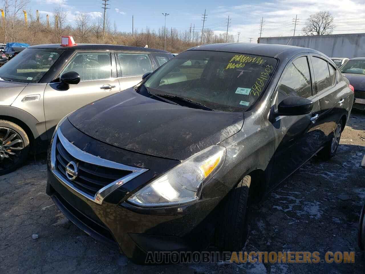 3N1CN7AP0KL877826 NISSAN VERSA 2019