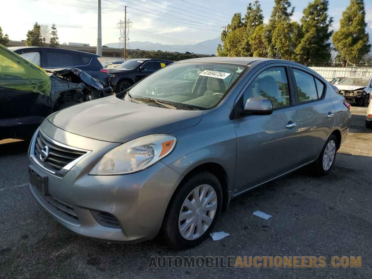 3N1CN7AP1CL939591 NISSAN VERSA 2012