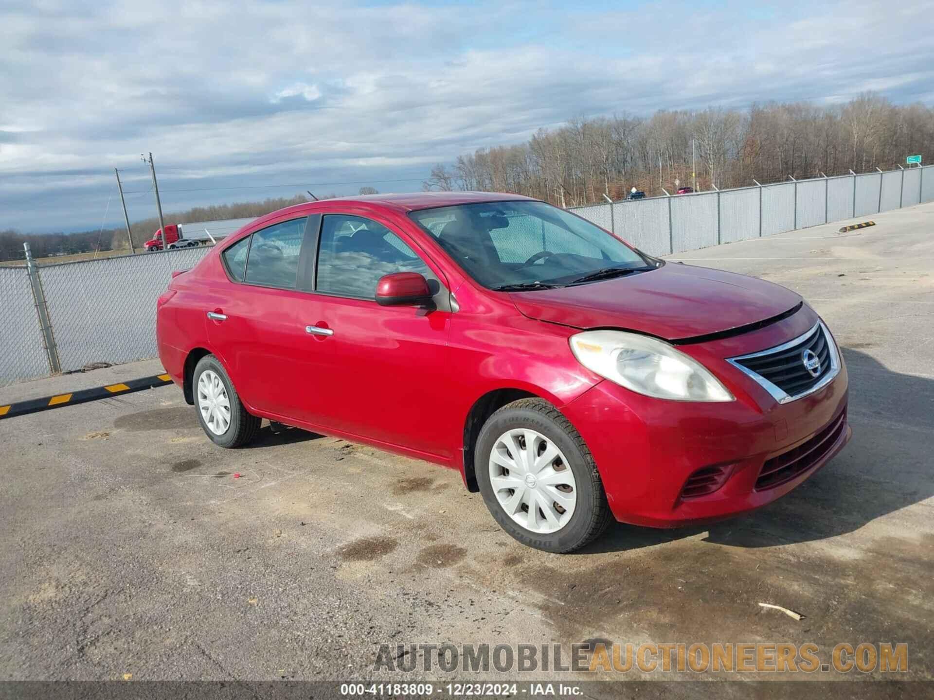 3N1CN7AP1DL877918 NISSAN VERSA 2013